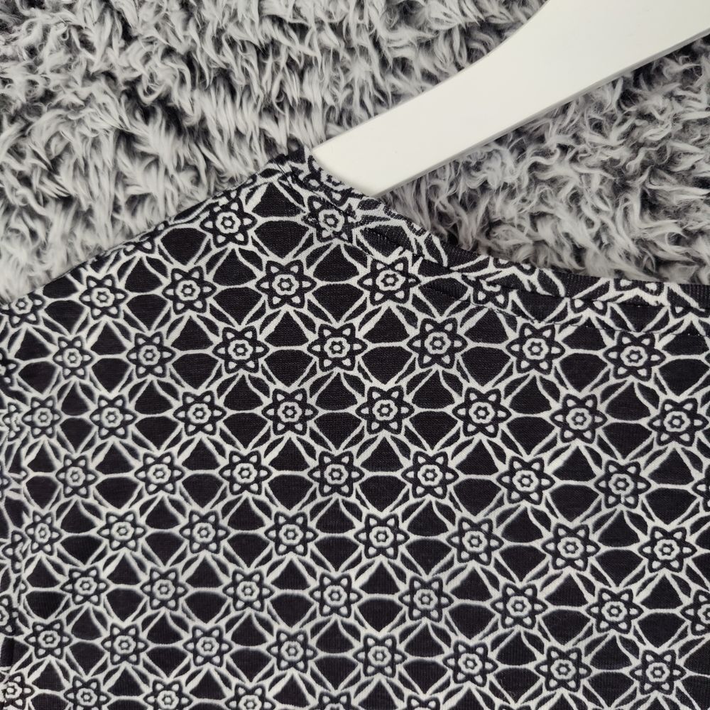 Croft & Barrow Classic Black White Geometric Print Cotton Top Womens Size 2X - Picture 7 of 7